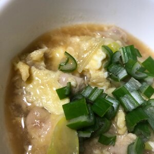 卵を2個使ってトロっと仕上げる親子丼